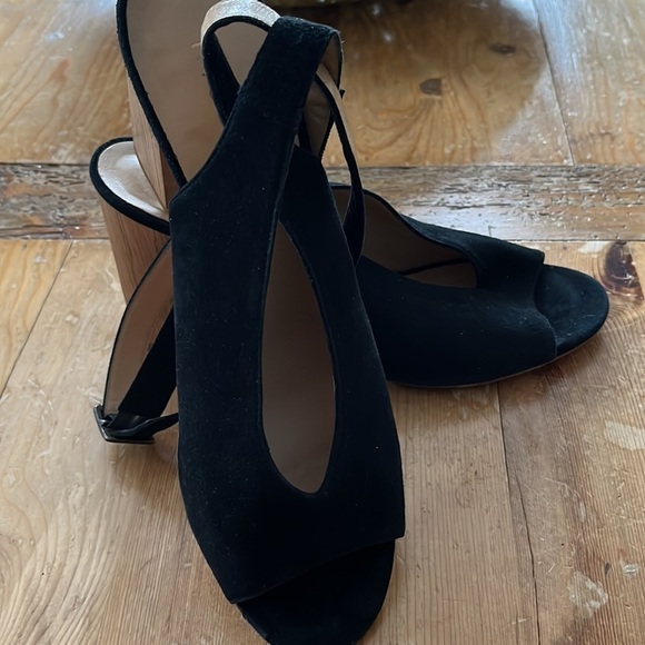 M. Gemi Italian Black Suede Peep Toe Ankle Strap Wooden Block Heel 11 42 - Picture 10 of 16